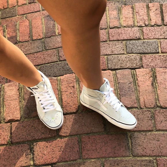 Pint colored Vans - Picture 2 of 6